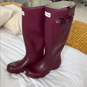 Hunter Women's Burgundy Rain Boots